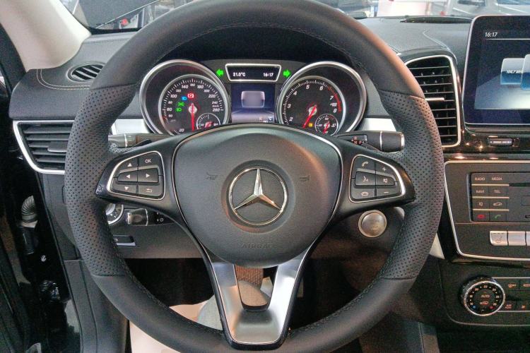 Used Mercedes-Benz GLE Coupe 2018 GLE 400 4MATIC Coupe SUV Steering Wheel