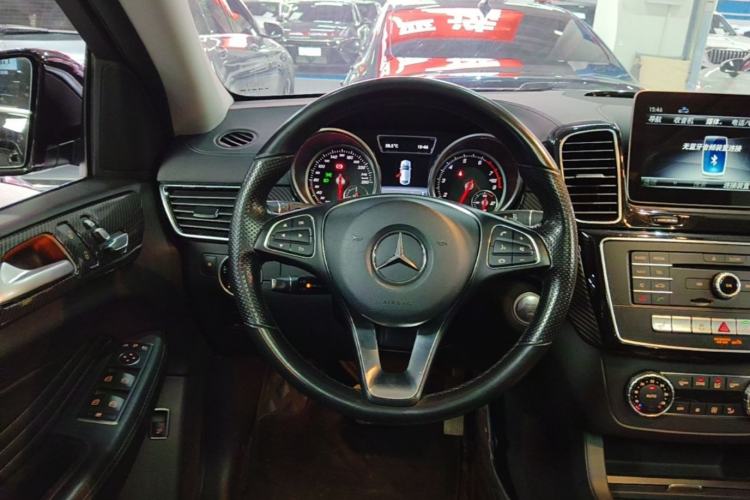Used Mercedes-Benz GLE Coupe 2018 GLE 320 4MATIC Coupe SUV Steering Wheel
