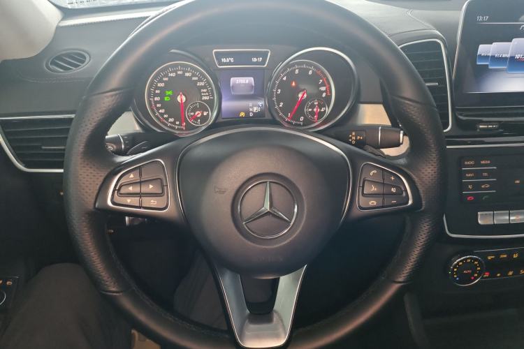 Used Mercedes-Benz GLE Coupe 2018 GLE 320 4MATIC Coupe SUV Steering Wheel