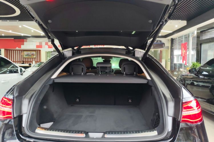 Used Mercedes-Benz GLE Coupe 2018 GLE 400 4MATIC Coupe SUV Trunk
