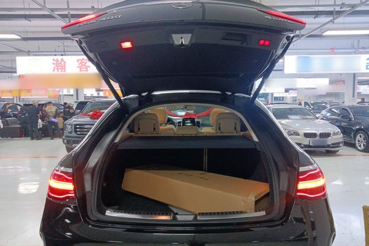 Used Mercedes-Benz GLE Coupe 2018 GLE 400 4MATIC Coupe SUV Trunk