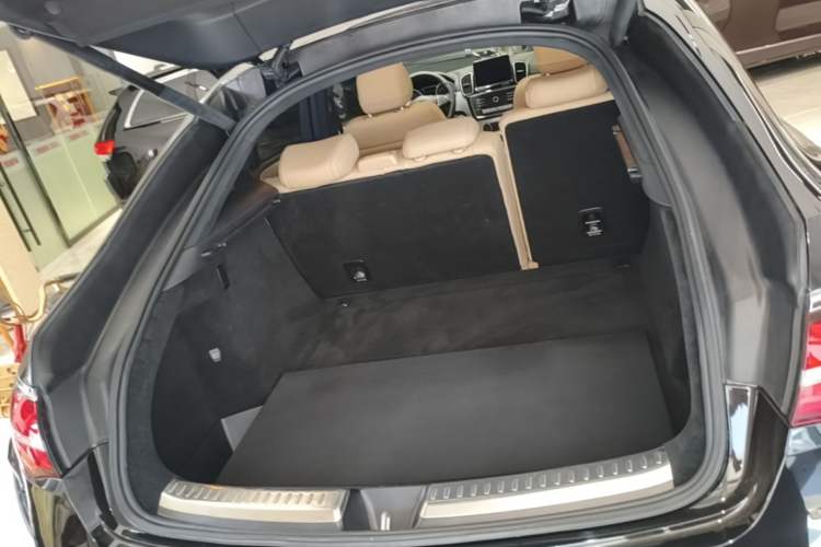Used Mercedes-Benz GLE Coupe 2018 GLE 320 4MATIC Coupe SUV Trunk