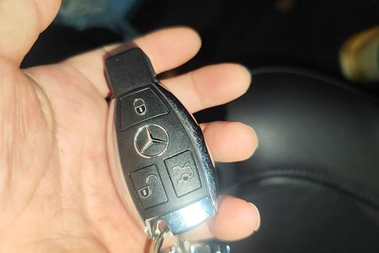 Used Mercedes-Benz GLE Coupe 2018 GLE 320 4MATIC Coupe SUV Vehicle Key