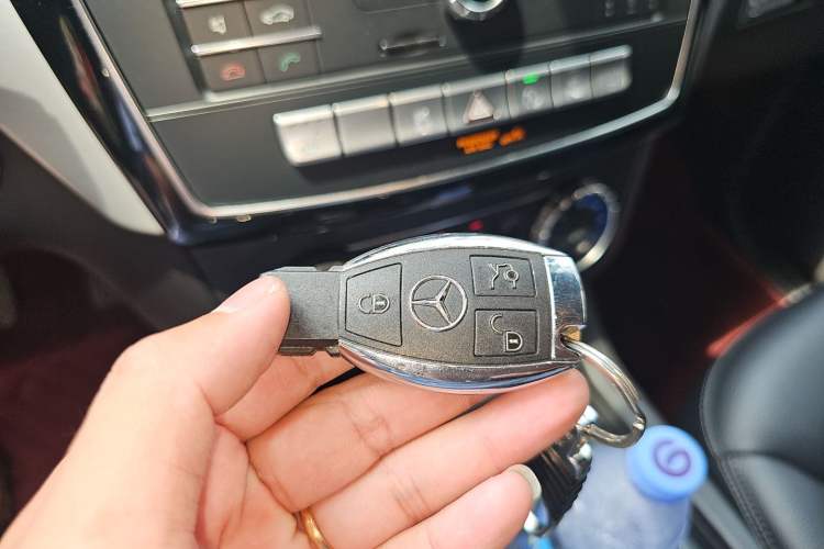 Used Mercedes-Benz GLE Coupe 2018 GLE 320 4MATIC Coupe SUV Vehicle Key