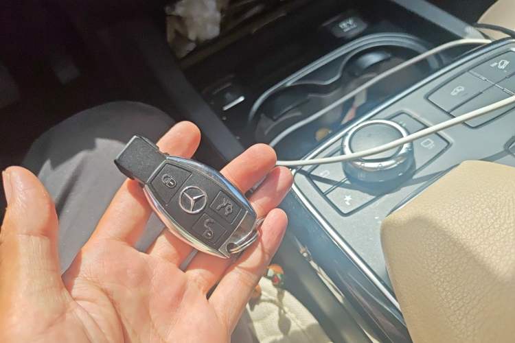 Used Mercedes-Benz GLE Coupe 2018 GLE 400 4MATIC Coupe SUV Vehicle Key