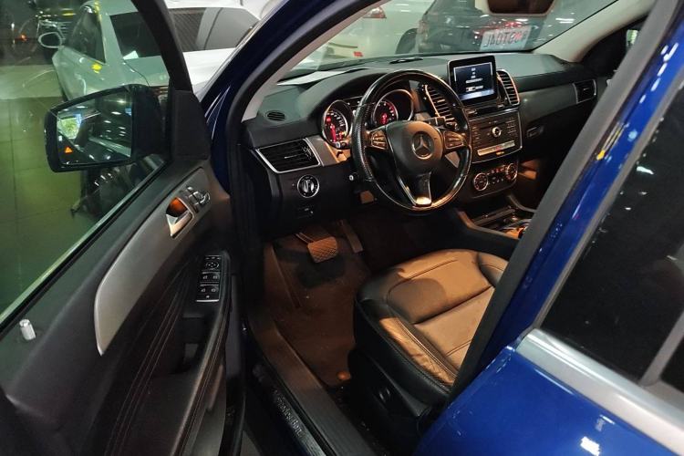 Used Mercedes-Benz GLE Coupe 2018 GLE 320 4MATIC Coupe SUV Driver Seat