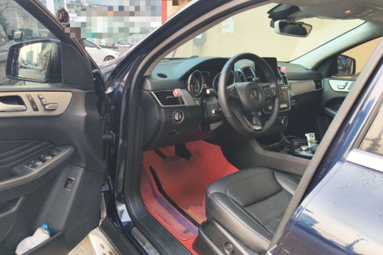 Used Mercedes-Benz GLE Coupe 2018 GLE 320 4MATIC Coupe SUV Driver Seat