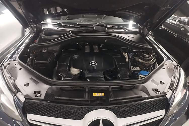 Used Mercedes-Benz GLE Coupe 2018 GLE 320 4MATIC Coupe SUV Engine Bay