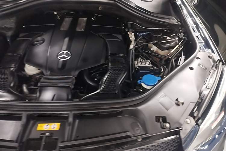 Used Mercedes-Benz GLE Coupe 2018 GLE 320 4MATIC Coupe SUV Engine Bay Left