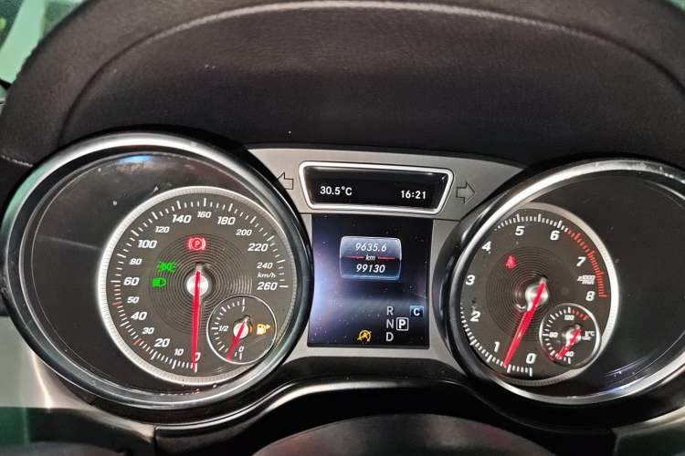 Used Mercedes-Benz GLE Coupe 2018 GLE 320 4MATIC Coupe SUV Instrument Cluster
