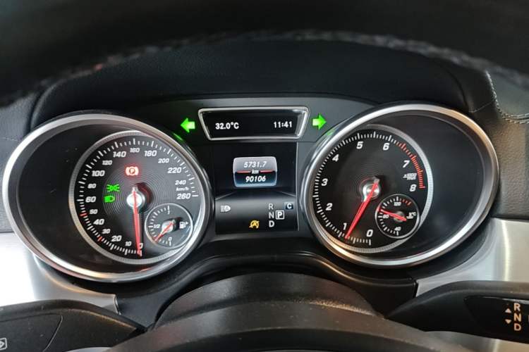 Used Mercedes-Benz GLE Coupe 2018 GLE 400 4MATIC Coupe SUV Instrument Cluster