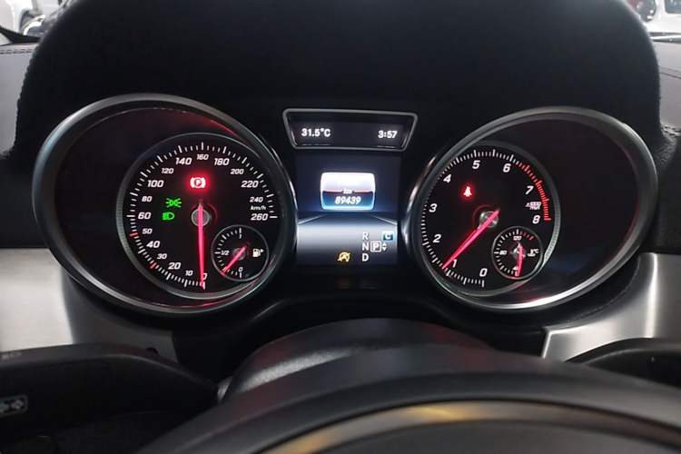Used Mercedes-Benz GLE Coupe 2018 GLE 320 4MATIC Coupe SUV Instrument Cluster