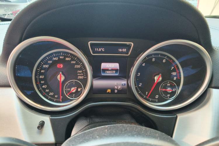 Used Mercedes-Benz GLE Coupe 2018 GLE 320 4MATIC Coupe SUV Instrument Cluster