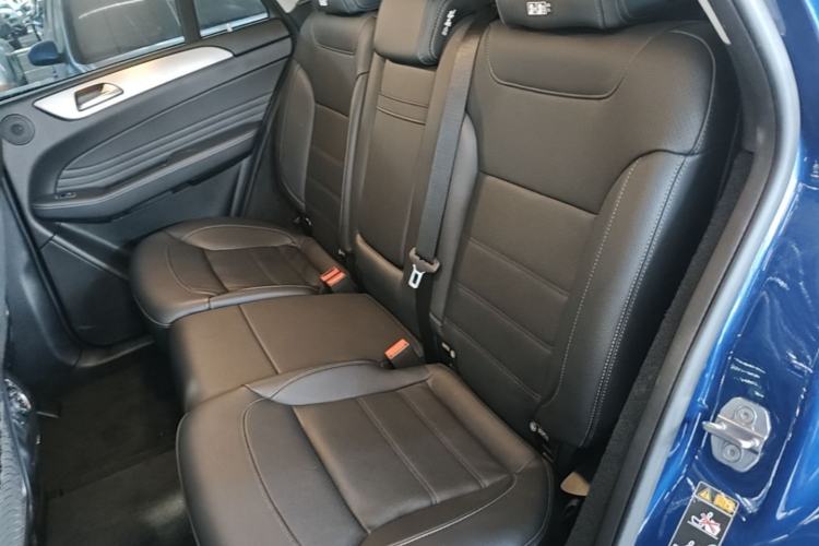 Used Mercedes-Benz GLE Coupe 2018 GLE 400 4MATIC Coupe SUV Left Rear Seat