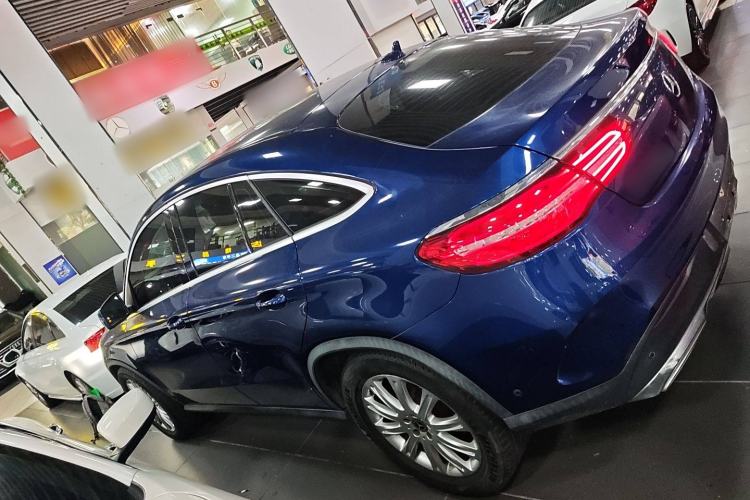 Used Mercedes-Benz GLE Coupe 2018 GLE 320 4MATIC Coupe SUV Left Side