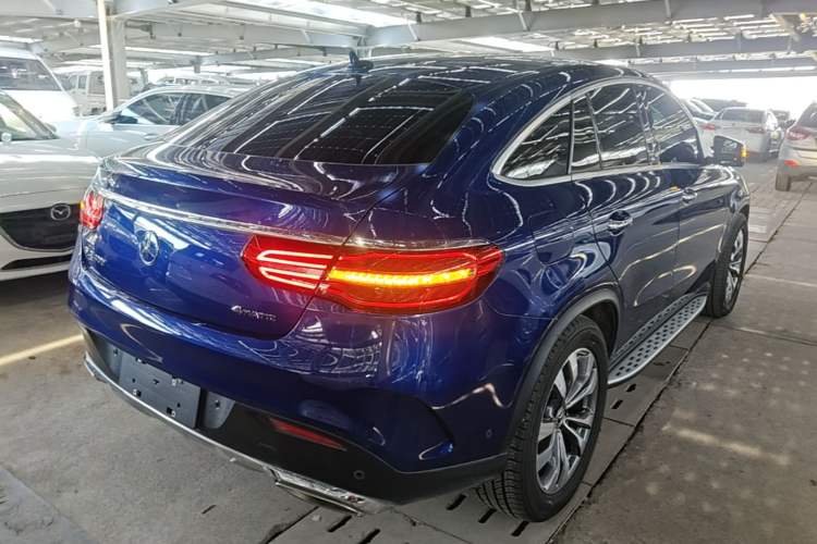 Used Mercedes-Benz GLE Coupe 2018 GLE 400 4MATIC Coupe SUV Rear Right 45 Deg