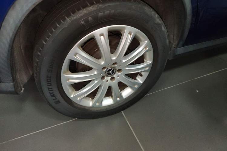 Used Mercedes-Benz GLE Coupe 2018 GLE 320 4MATIC Coupe SUV Right Rear Wheel Hub