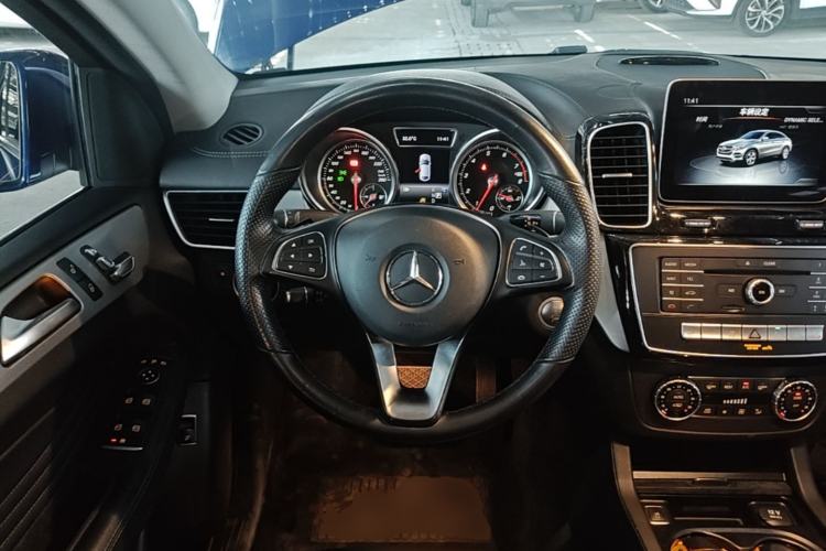 Used Mercedes-Benz GLE Coupe 2018 GLE 400 4MATIC Coupe SUV Steering Wheel