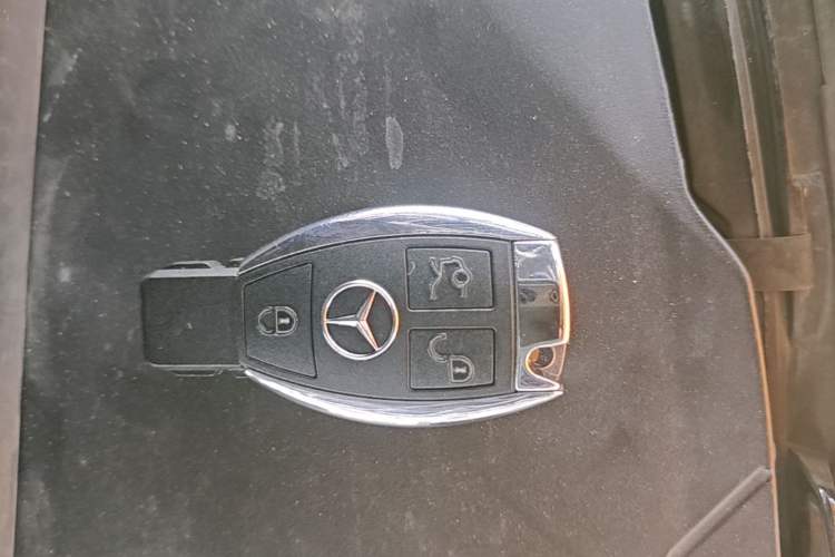 Used Mercedes-Benz GLE Coupe 2018 GLE 400 4MATIC Coupe SUV Vehicle Key