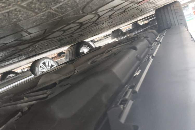 Used Mercedes-Benz GLE Coupe 2018 GLE 320 4MATIC Coupe SUV Chassis Front Right