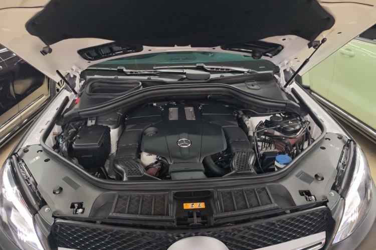 Used Mercedes-Benz GLE Coupe 2018 GLE 320 4MATIC Coupe SUV Engine Bay