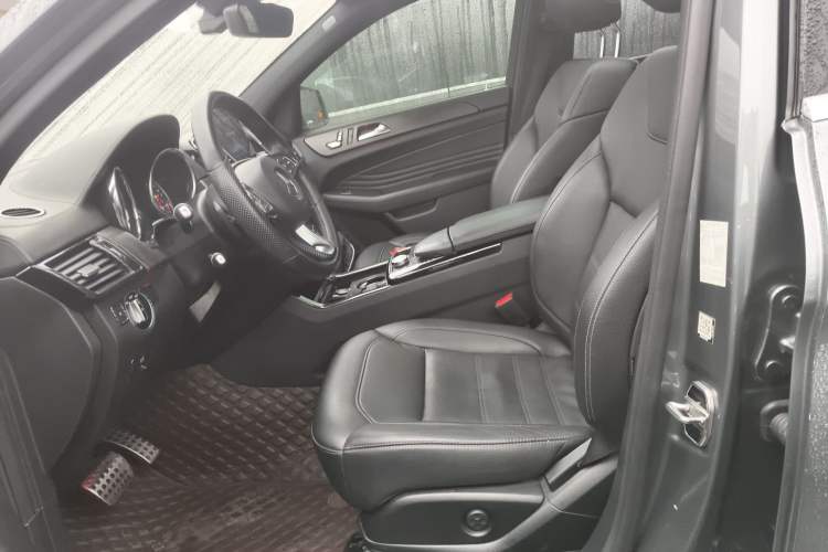 Used Mercedes-Benz GLE Coupe 2018 GLE 320 4MATIC Coupe SUV Left Front Seat