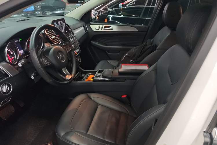 Used Mercedes-Benz GLE Coupe 2018 GLE 320 4MATIC Coupe SUV Left Front Seat
