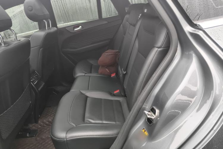 Used Mercedes-Benz GLE Coupe 2018 GLE 320 4MATIC Coupe SUV Left Rear Seat