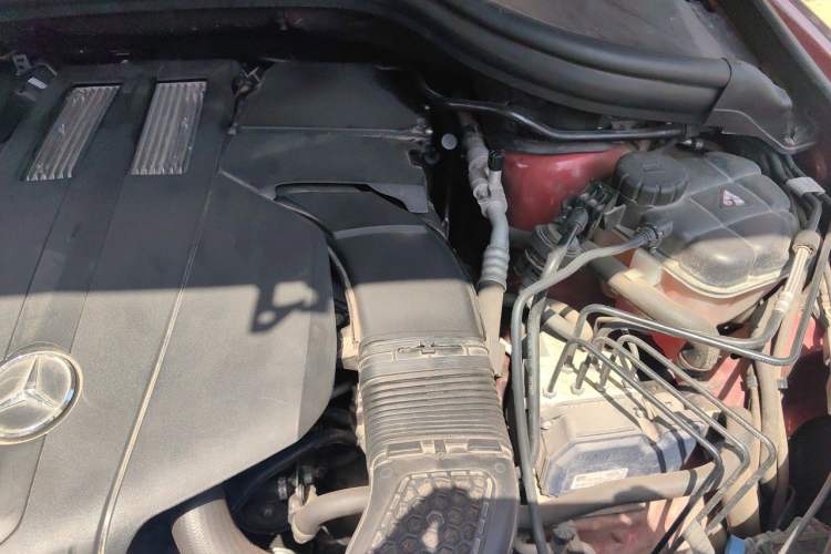 Used Mercedes-Benz GLE Coupe 2018 GLE 400 4MATIC Coupe SUV Engine Bay Left