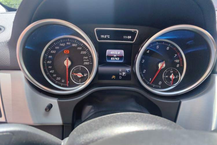 Used Mercedes-Benz GLE Coupe 2018 GLE 400 4MATIC Coupe SUV Instrument Cluster