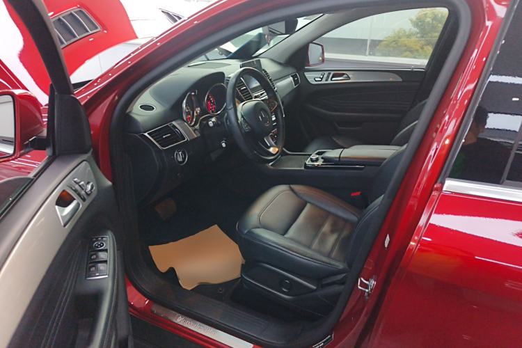 Used Mercedes-Benz GLE Coupe 2018 GLE 320 4MATIC Coupe SUV Driver Seat
