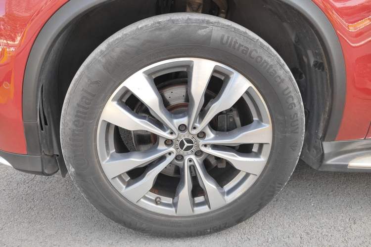 Used Mercedes-Benz GLE Coupe 2018 GLE 400 4MATIC Coupe SUV Exterior 4