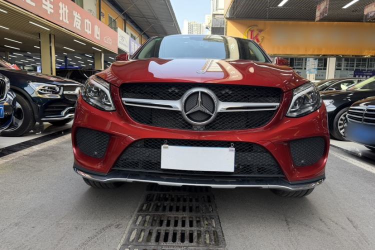 Used Mercedes-Benz GLE Coupe 2018 GLE 320 4MATIC Coupe SUV Exterior 5