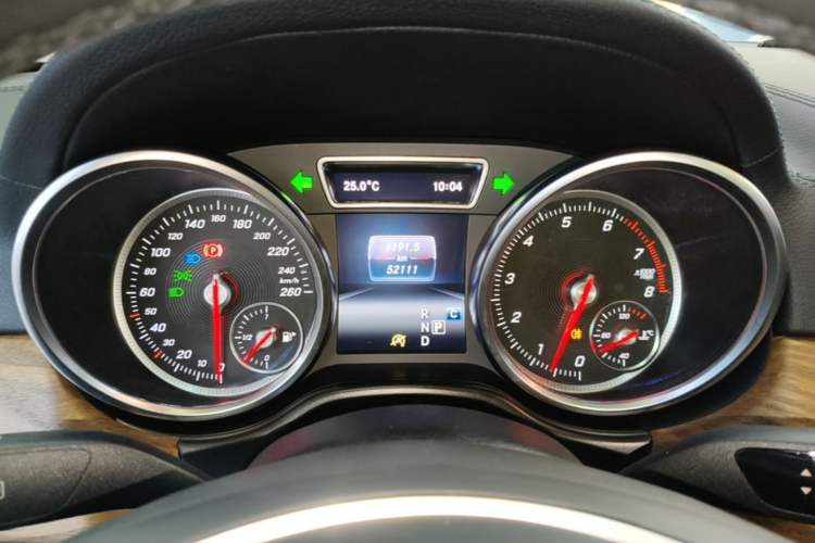 Used Mercedes-Benz GLE Coupe 2018 GLE 320 4MATIC Coupe SUV Instrument Cluster