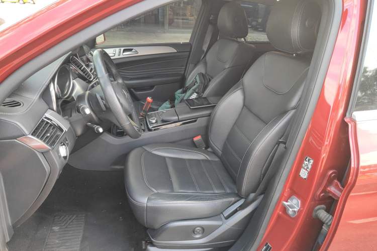 Used Mercedes-Benz GLE Coupe 2018 GLE 400 4MATIC Coupe SUV Left Front Seat