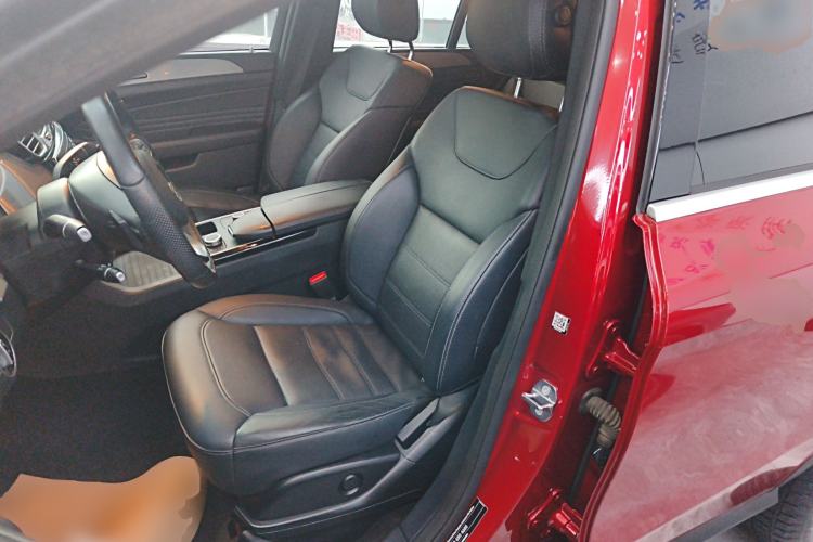 Used Mercedes-Benz GLE Coupe 2018 GLE 320 4MATIC Coupe SUV Left Front Seat