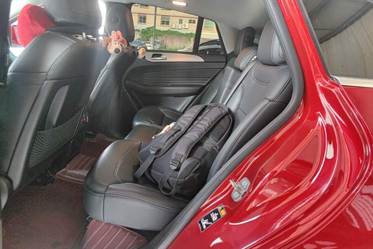 Used Mercedes-Benz GLE Coupe 2018 GLE 400 4MATIC Coupe SUV Left Rear Seat