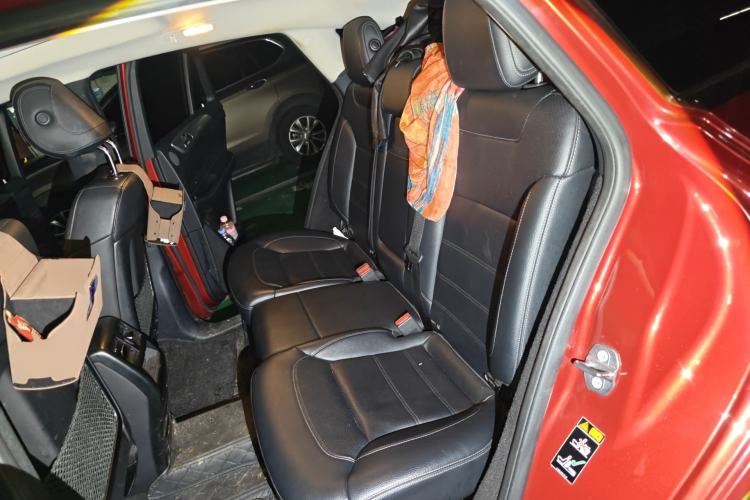 Used Mercedes-Benz GLE Coupe 2018 GLE 320 4MATIC Coupe SUV Left Rear Seat
