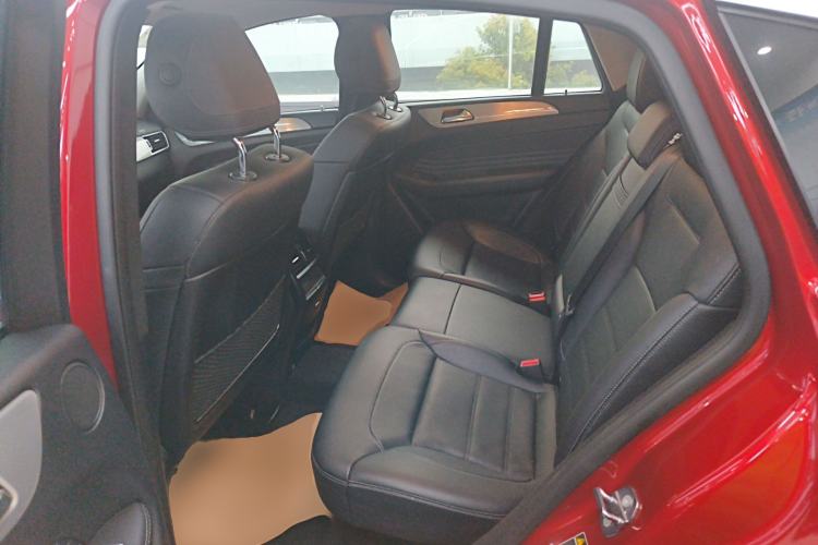 Used Mercedes-Benz GLE Coupe 2018 GLE 320 4MATIC Coupe SUV Left Rear Seat