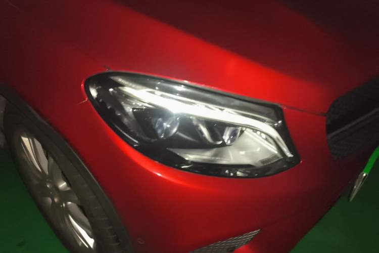Used Mercedes-Benz GLE Coupe 2018 GLE 320 4MATIC Coupe SUV Right Front Headlight