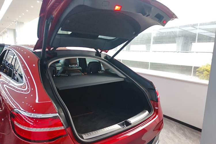 Used Mercedes-Benz GLE Coupe 2018 GLE 320 4MATIC Coupe SUV Trunk