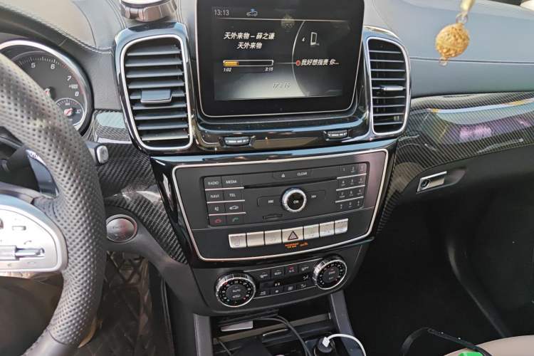 Used Mercedes-Benz GLE Coupe 2018 GLE 400 4MATIC Coupe SUV Audio And AC Panel