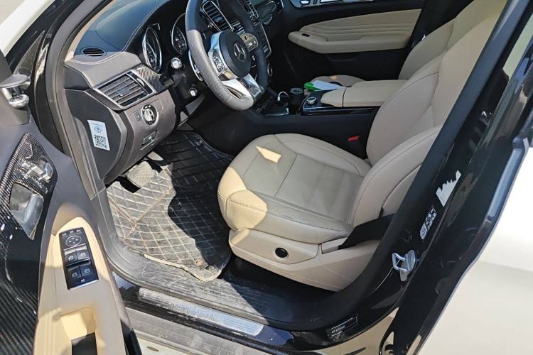 Used Mercedes-Benz GLE Coupe 2018 GLE 400 4MATIC Coupe SUV Driver Seat