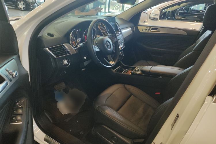 Used Mercedes-Benz GLE Coupe 2018 GLE 400 4MATIC Coupe SUV Driver Seat