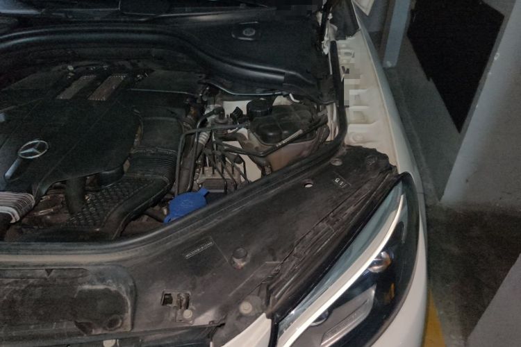 Used Mercedes-Benz GLE Coupe 2018 GLE 400 4MATIC Coupe SUV Engine Bay Left