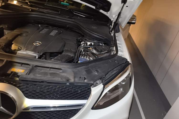 Used Mercedes-Benz GLE Coupe 2018 GLE 320 4MATIC Coupe SUV Engine Bay Left