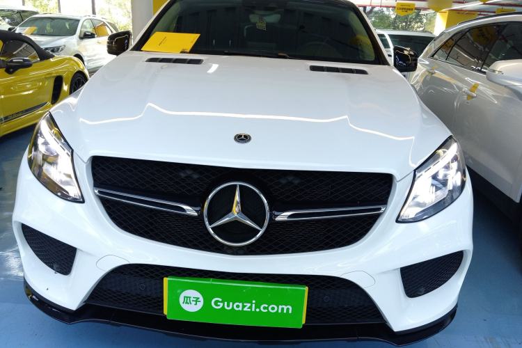 Used Mercedes-Benz GLE Coupe 2018 GLE 320 4MATIC Coupe SUV Exterior 1