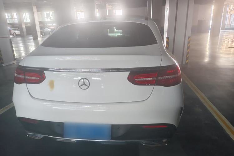 Used Mercedes-Benz GLE Coupe 2018 GLE 320 4MATIC Coupe SUV Exterior 4
