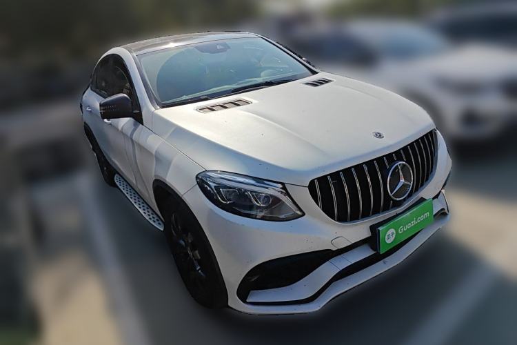 Used Mercedes-Benz GLE Coupe 2018 GLE 400 4MATIC Coupe SUV Front Right 45 Deg