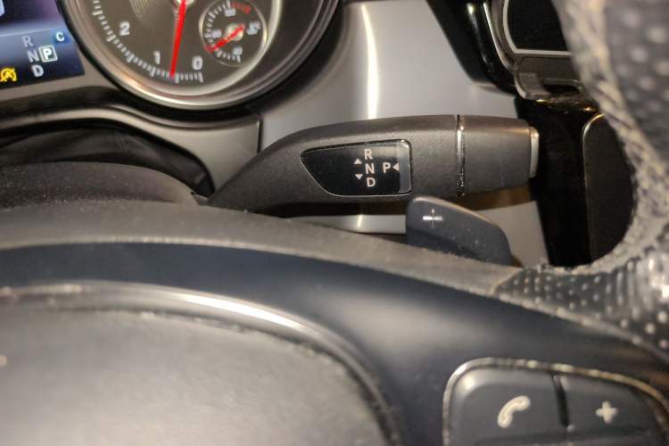 Used Mercedes-Benz GLE Coupe 2018 GLE 400 4MATIC Coupe SUV Gear Lever